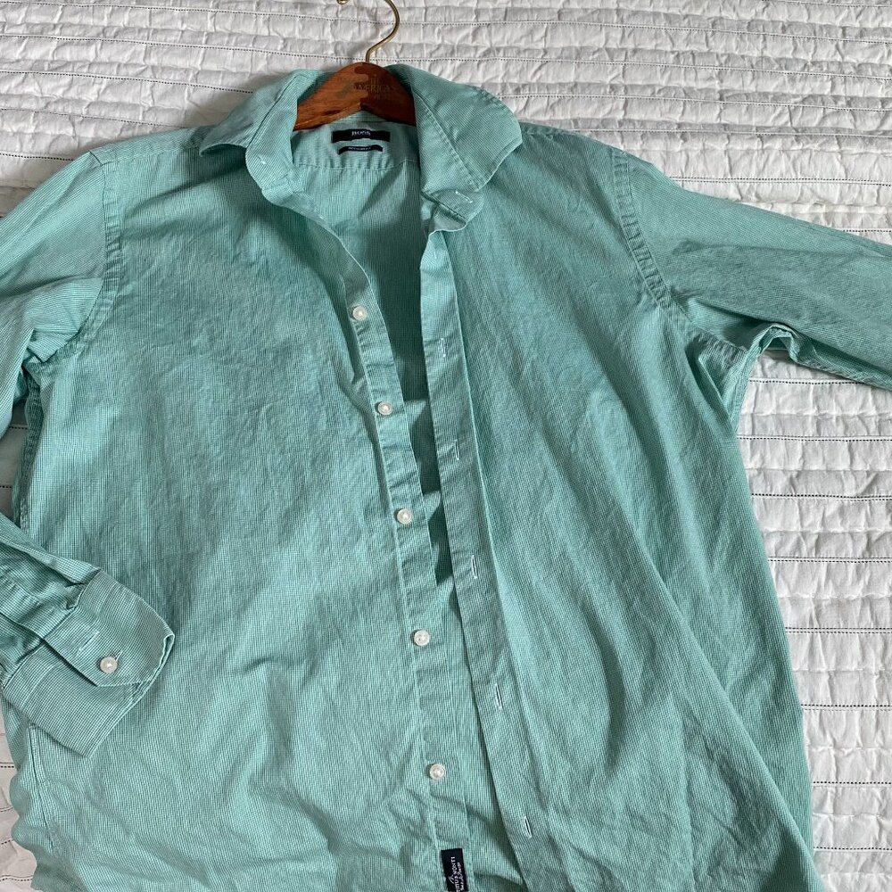 Men's Medium Green Button-down Boss Regular Fit